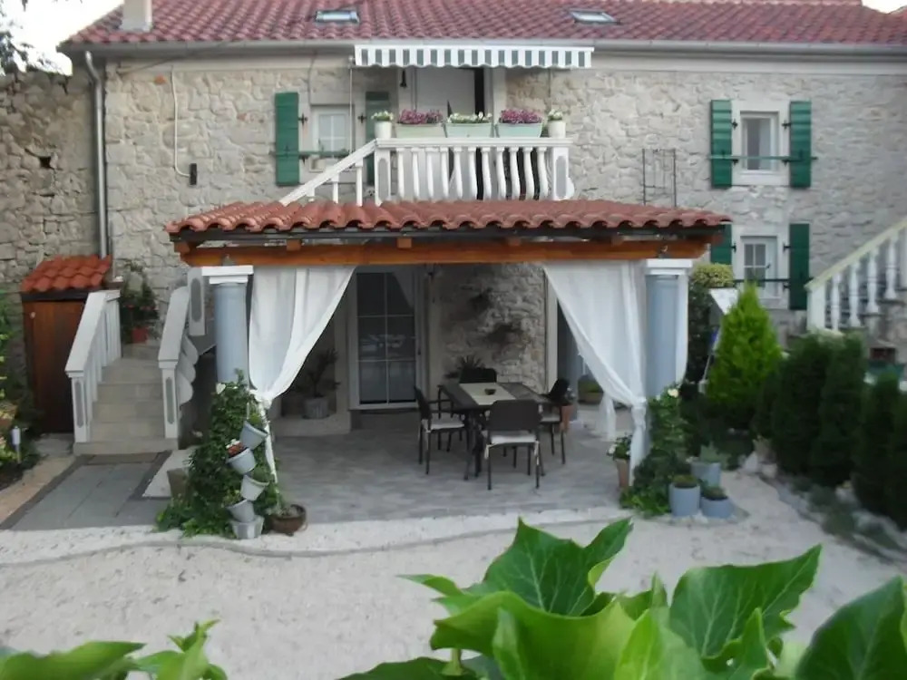 Jasnica - Elegant and Comfortable - A1