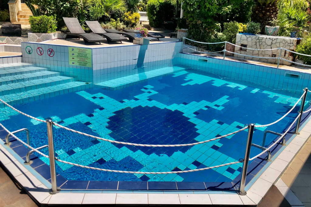 Pool Apartment Tierra 1