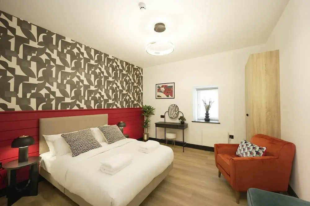 Sixty Aparthotel 2bed, Central Cardiff + Parking