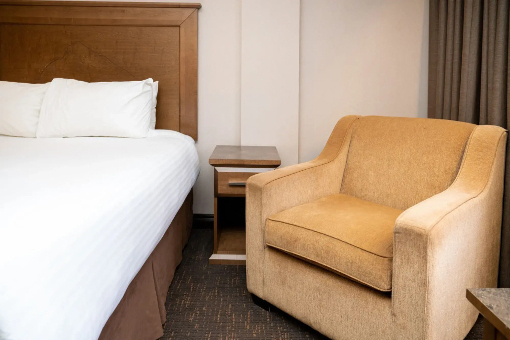 The Rundlestone Lodge