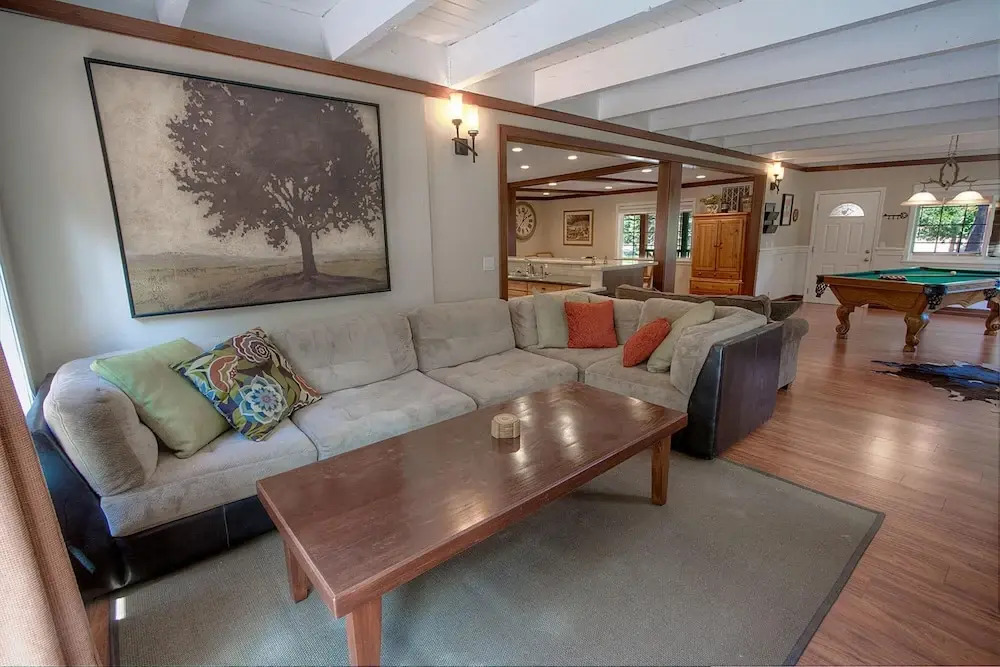 Kiowa Lake House by Lake Tahoe Accommodations