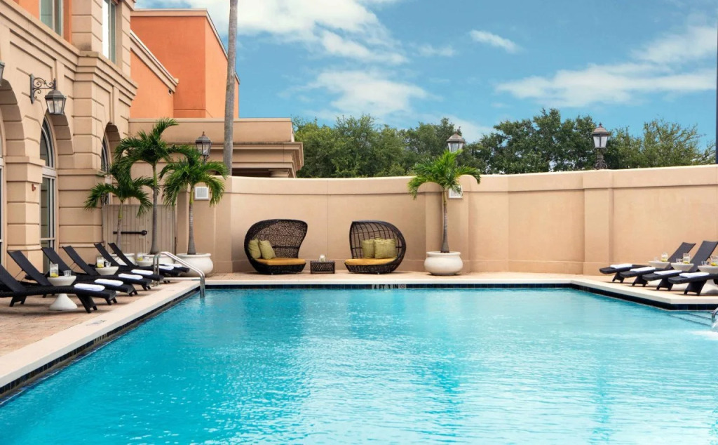 Renaissance Tampa International Plaza Hotel