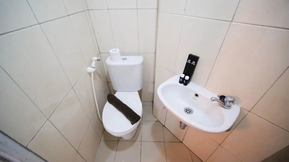 Minimalist and Beautiful 1BR with Extra Room at Pavilion Permata Apartment By Travelio