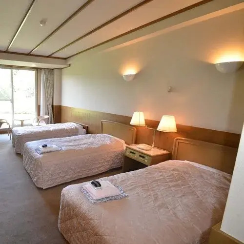 Noto Fureai Bunka Center(のとふれあい文化センター)