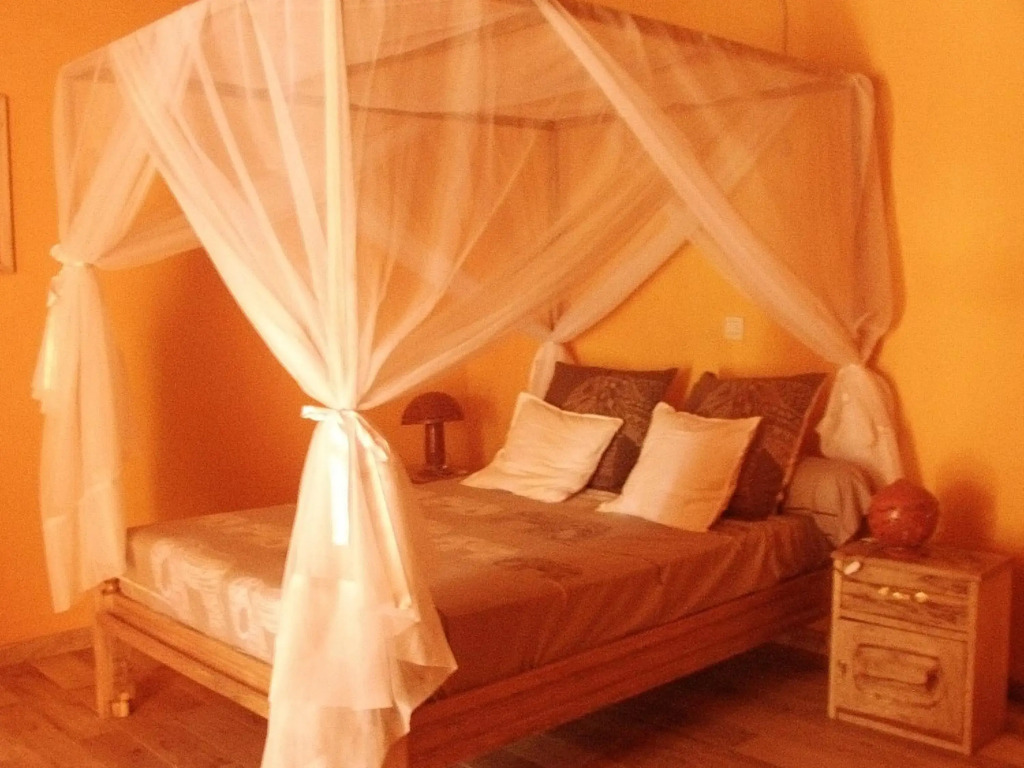 B & B Mariamacounda