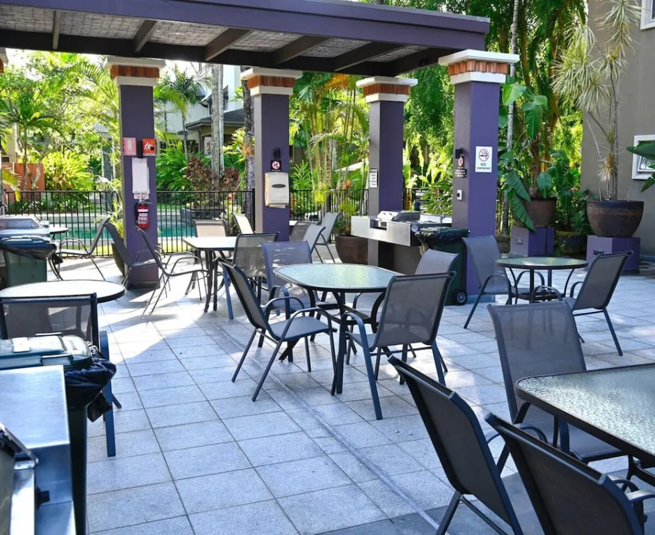 Coral Luxe Resort - 9 Pools Gym BBQ