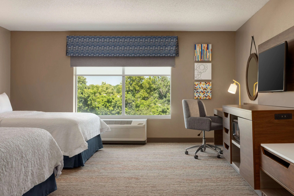 Hampton Inn St. Louis-Columbia