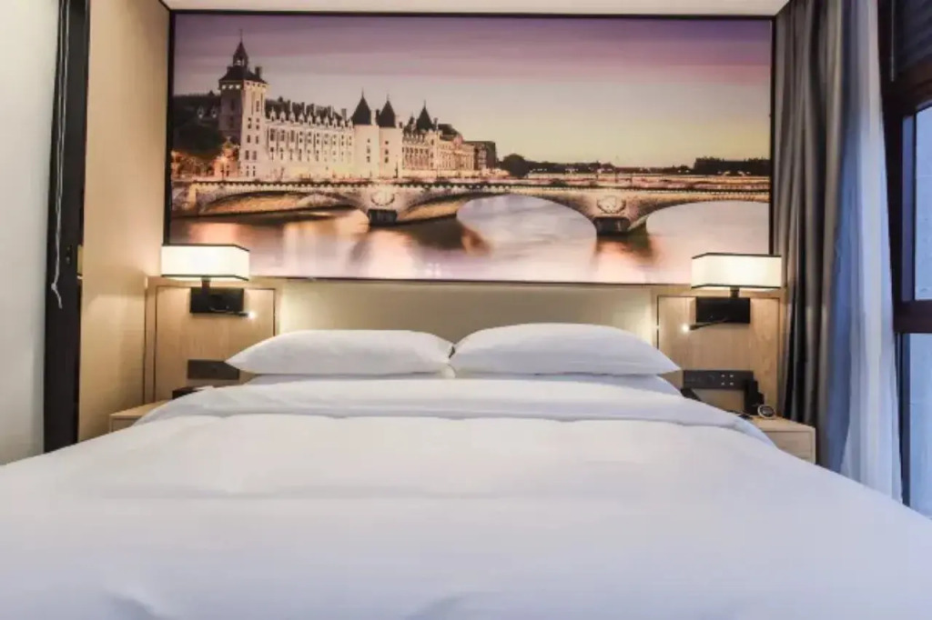 Vienna International Hotel (Nanchuan District Wanda Plaza)
