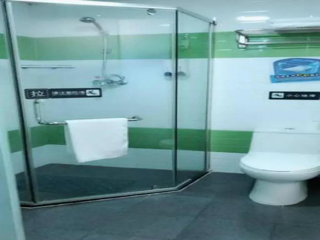 7Days Inn Futian Kouan Subway Station