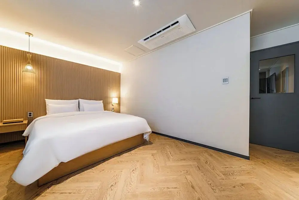 Browndot Samcheonpo