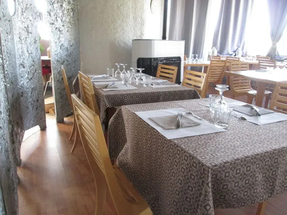 Logis Hotel Les Gravades Ussel