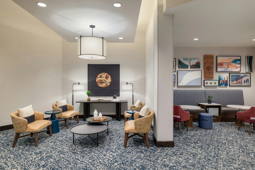 Hampton Inn & Suites - Roanoke-Downtown, VA