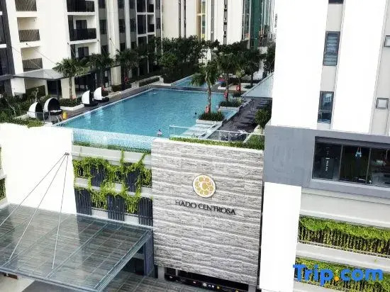 Ha Do Centrosa Apartments Iris Orchid
