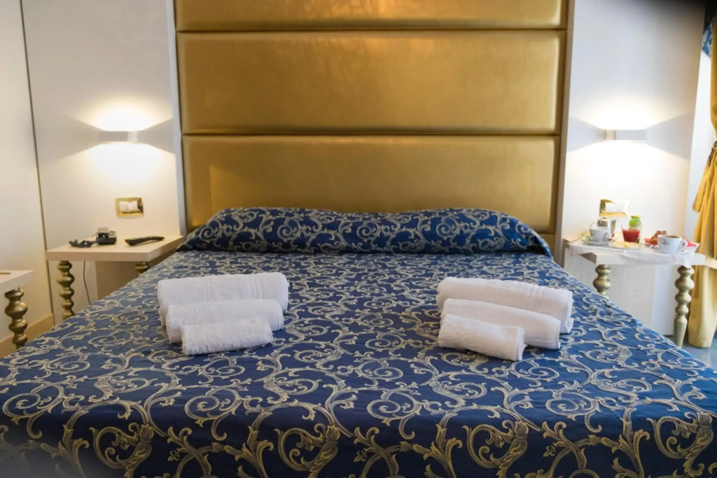 Hotel Ambassador