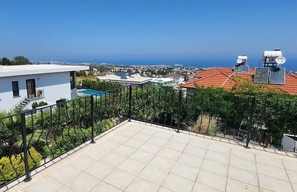 Beautiful Villa Within Easy Distance to Attraction
