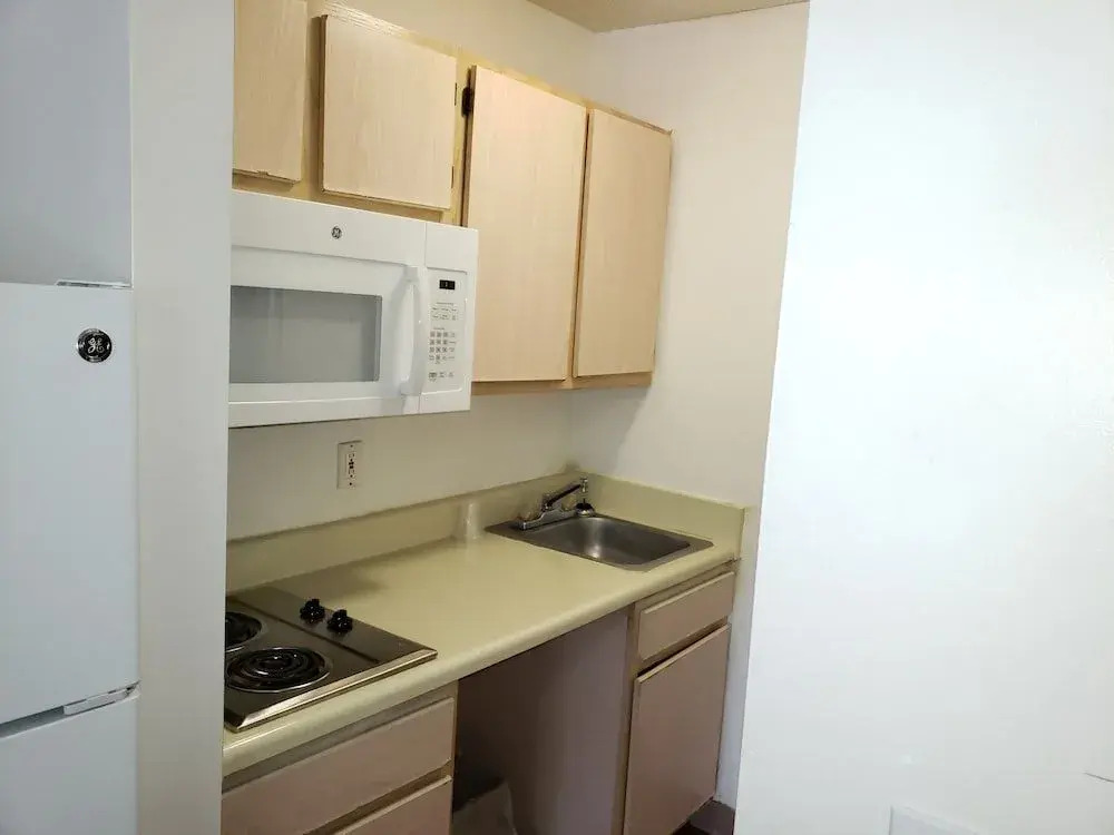 InTown Suites Extended Stay Atlanta GA - Cumming