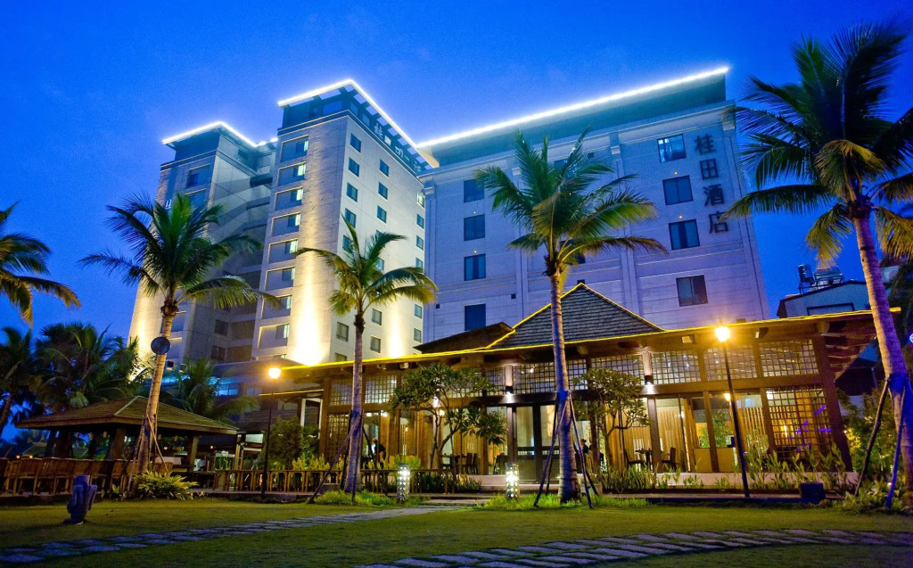 Queena Plaza Hotel