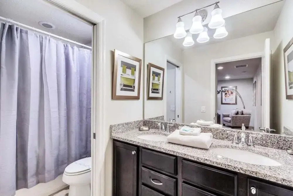 Beautiful Tranquil Relaxing Home With Private Pool 4 Bedroom Townhouse