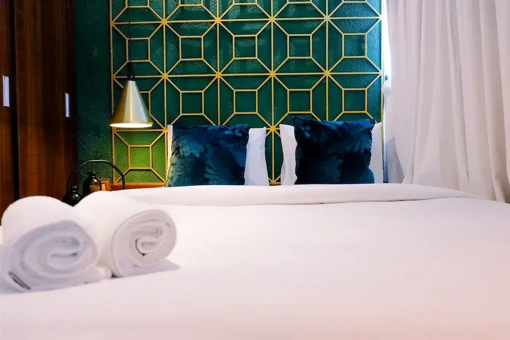 Modern and Stylish 2BR Pakubuwono Terrace Apartment