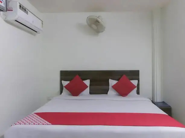 Hotel Chandra Deep