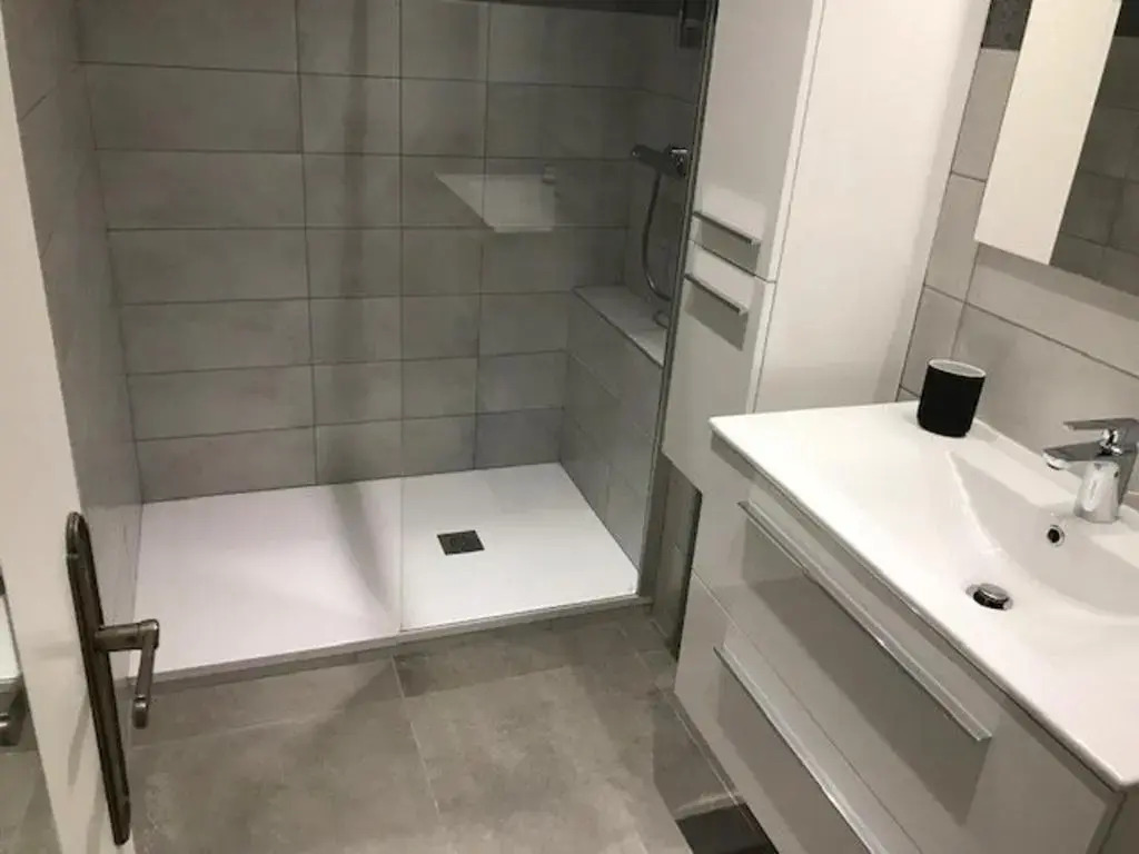 Appartement Le Lavandou, 2 pièces, 4 personnes - FR-1-308-123