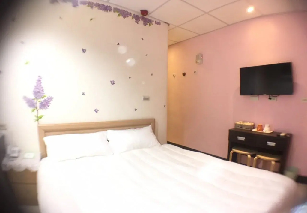 HFun Hotel