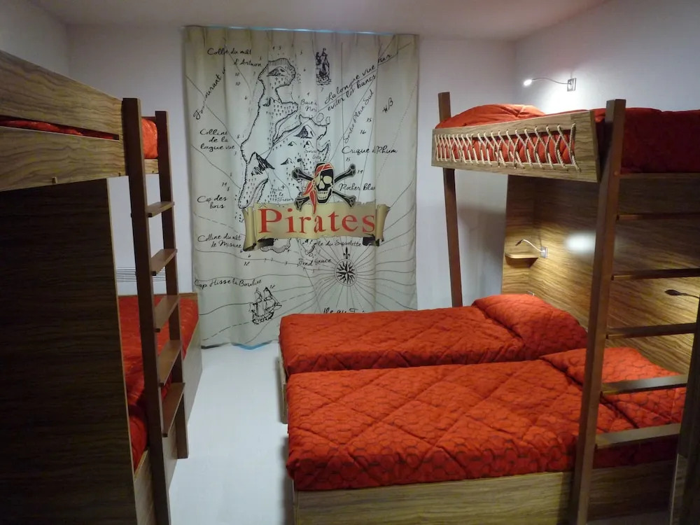 Hôtel Du Parc - Pirates