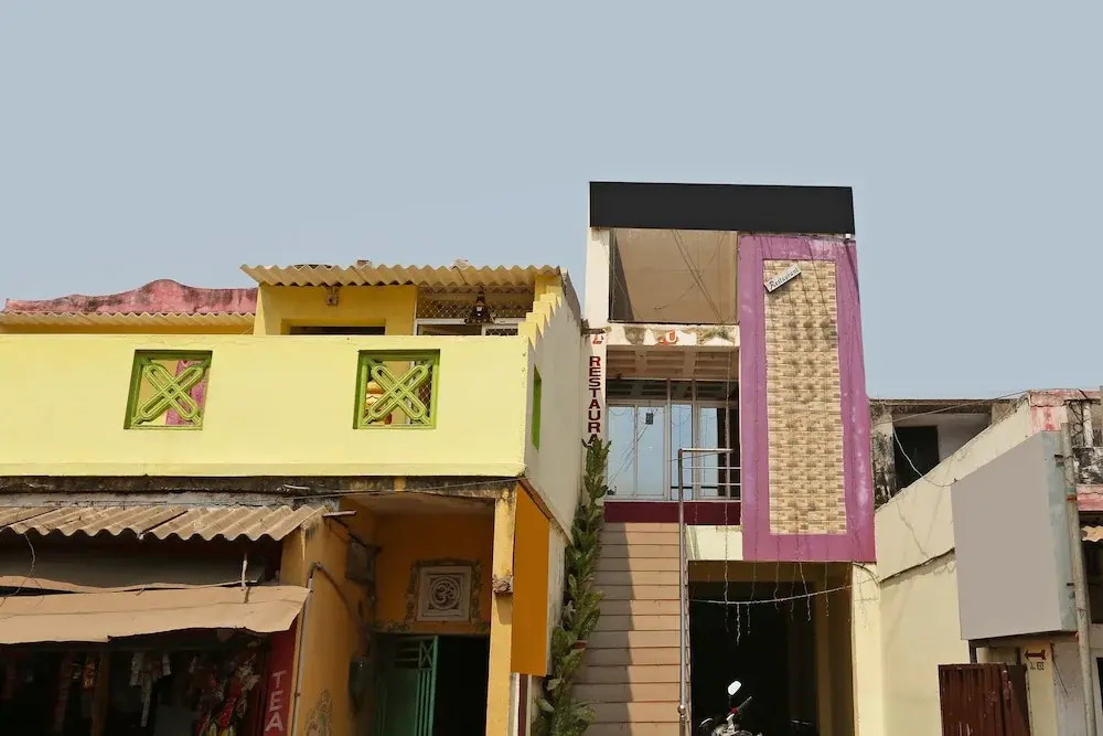 OYO 12536 Garden Plaza