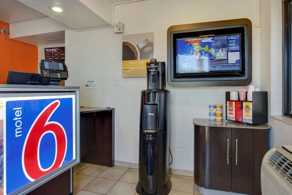 Motel 6-Tempe, AZ - Broadway - ASU
