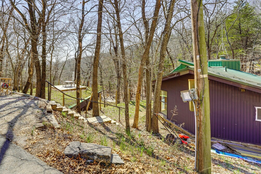Walk to Beaver Lake! 'the Cavehouse' w/ 4 Decks