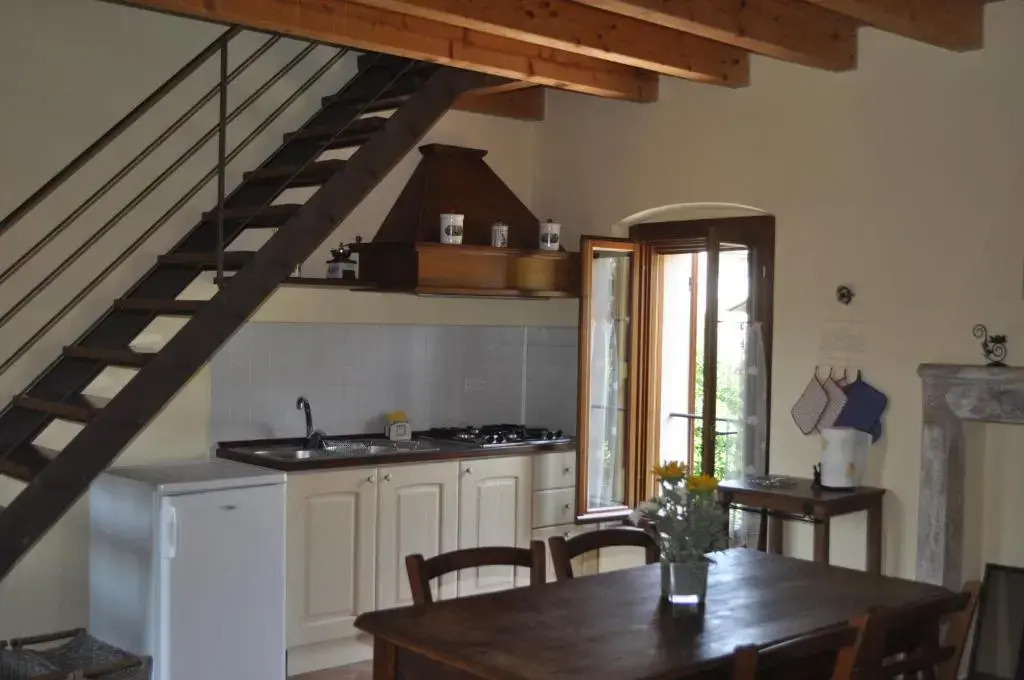 Le Quattro Stagioni B&B and Apartament