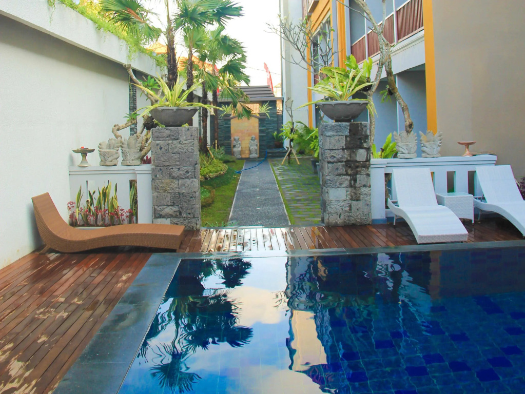 Kamini Legian Hotel