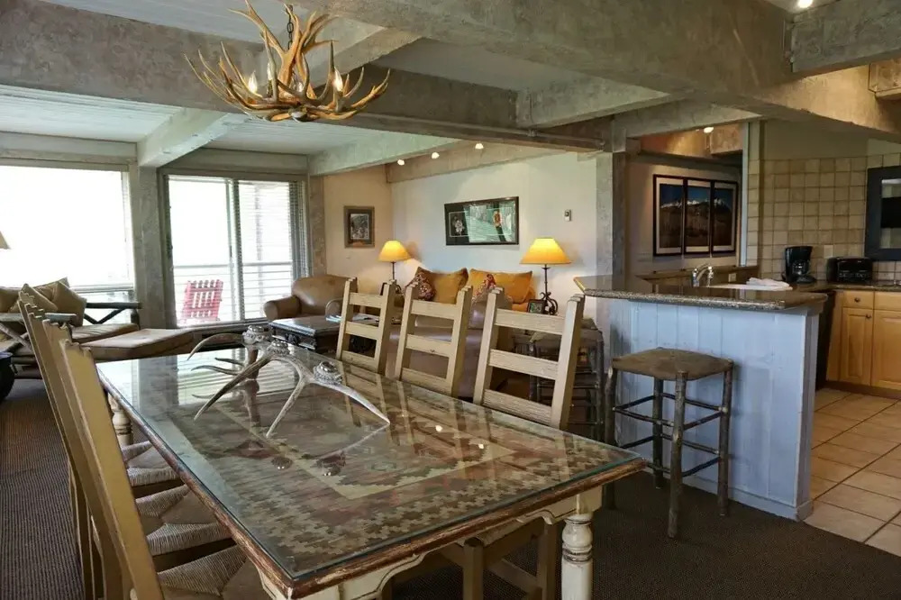 Snowmass Enclave 201