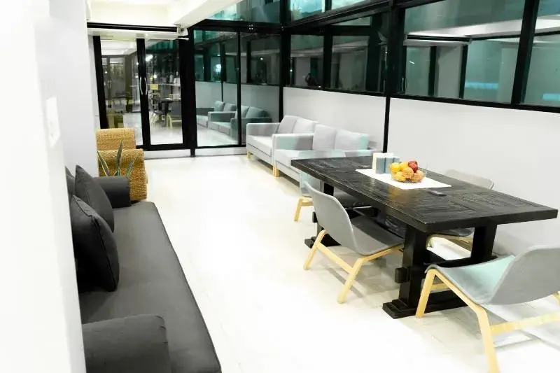 Roomquest Don Muang Airport