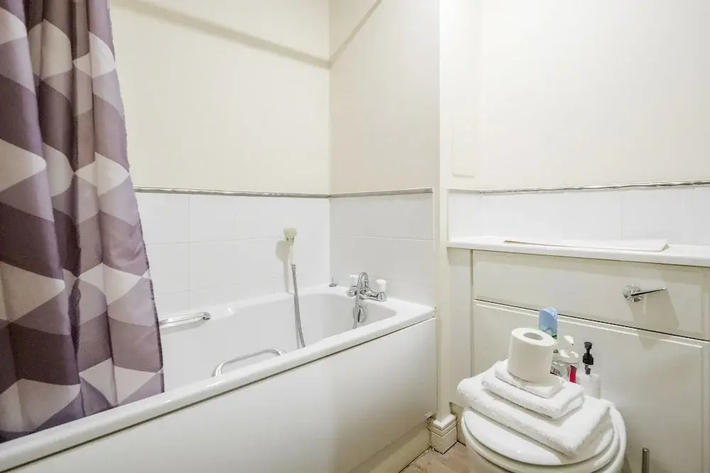 Settlers court - London Docklands East India Quays by ASH Cosy Apartments