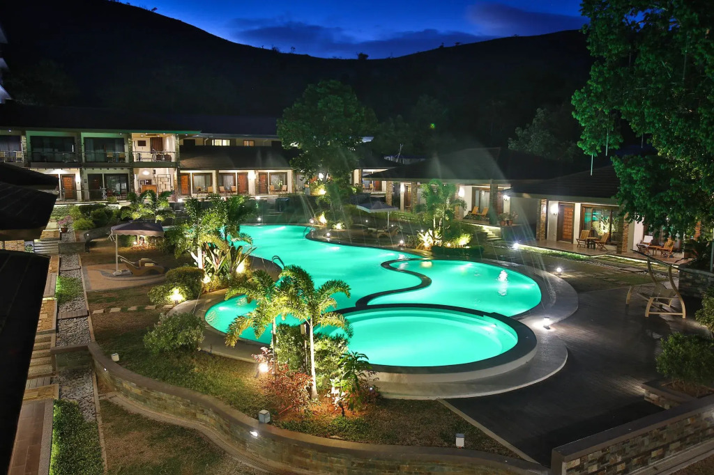 Coron Soleil Express Hotel