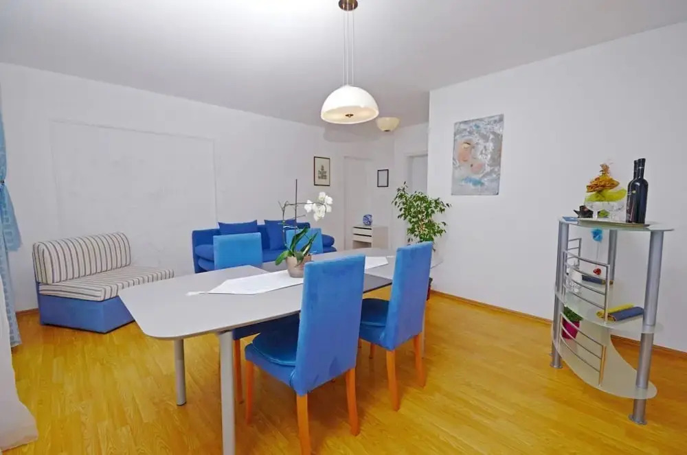 Apartments Josip