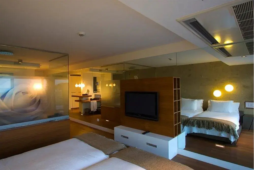 7800 Cesme