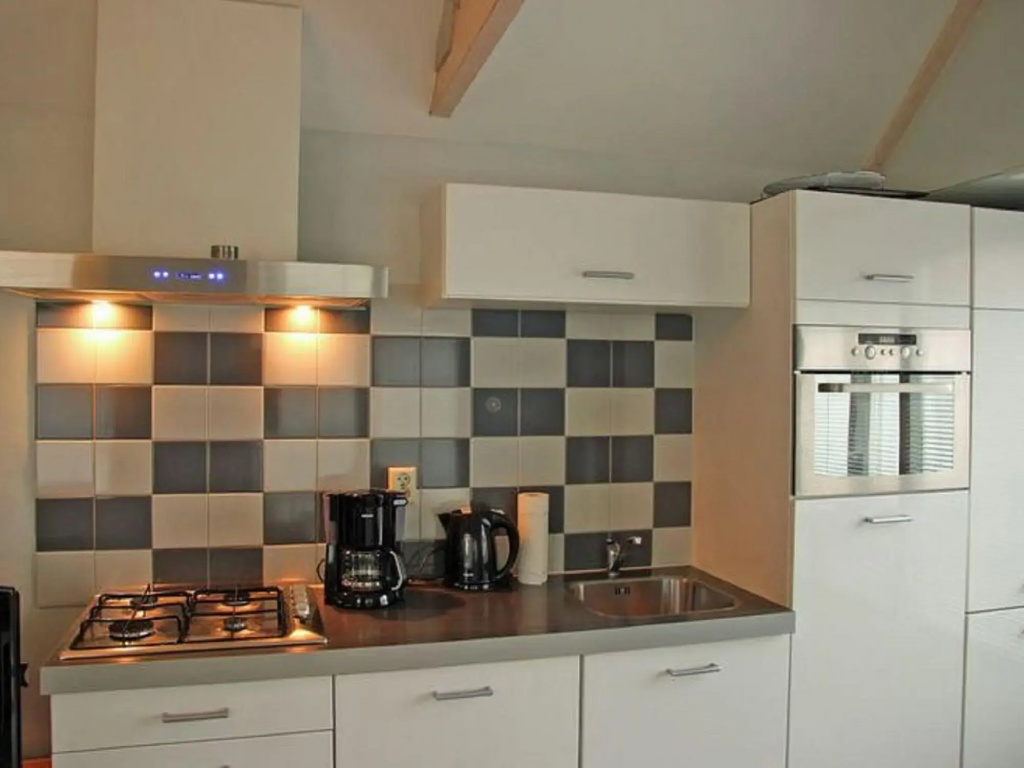 Holiday Home in Egmond aan zee with Fenced Garden