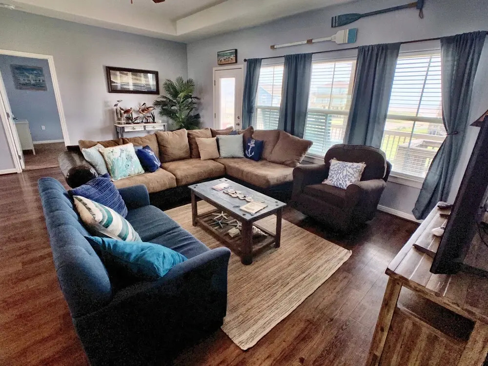 After Dune Delight 3 Bedroom Home by RedAwning