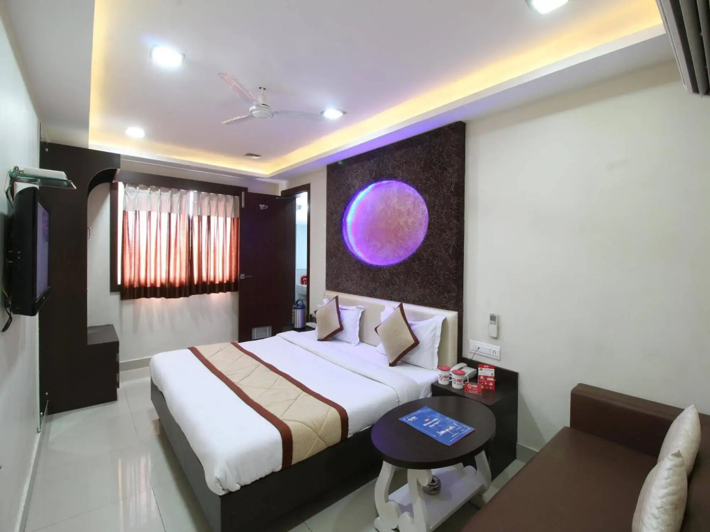 OYO Rooms Shastri Nagar Barkatullah Stadium