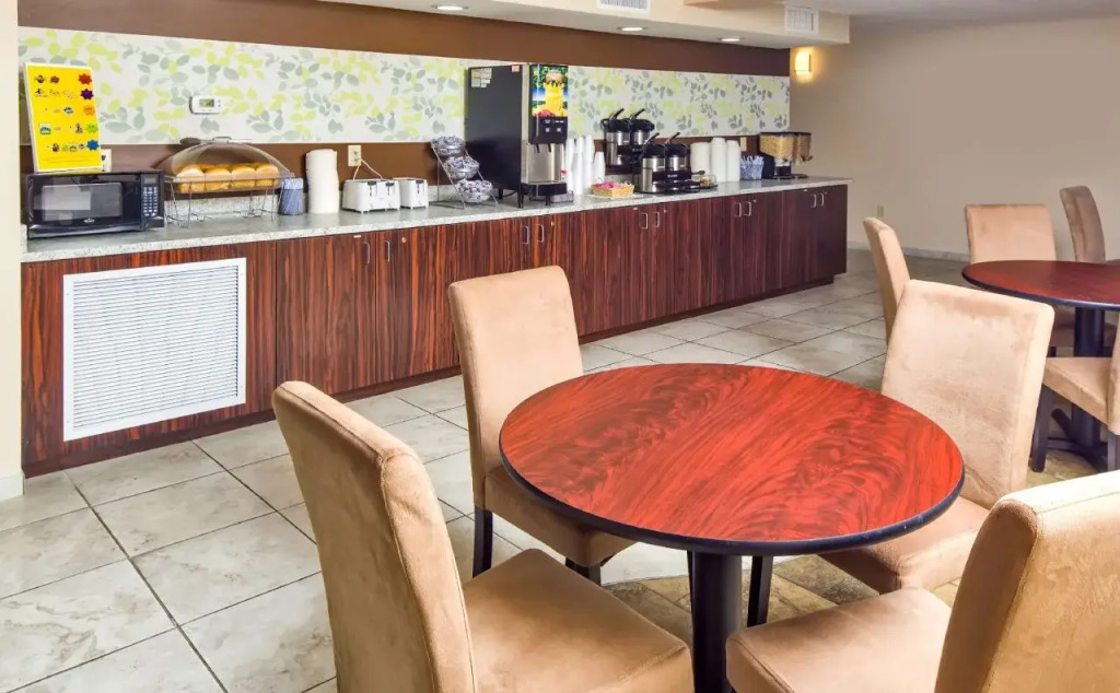 Maingate Florida Hotel