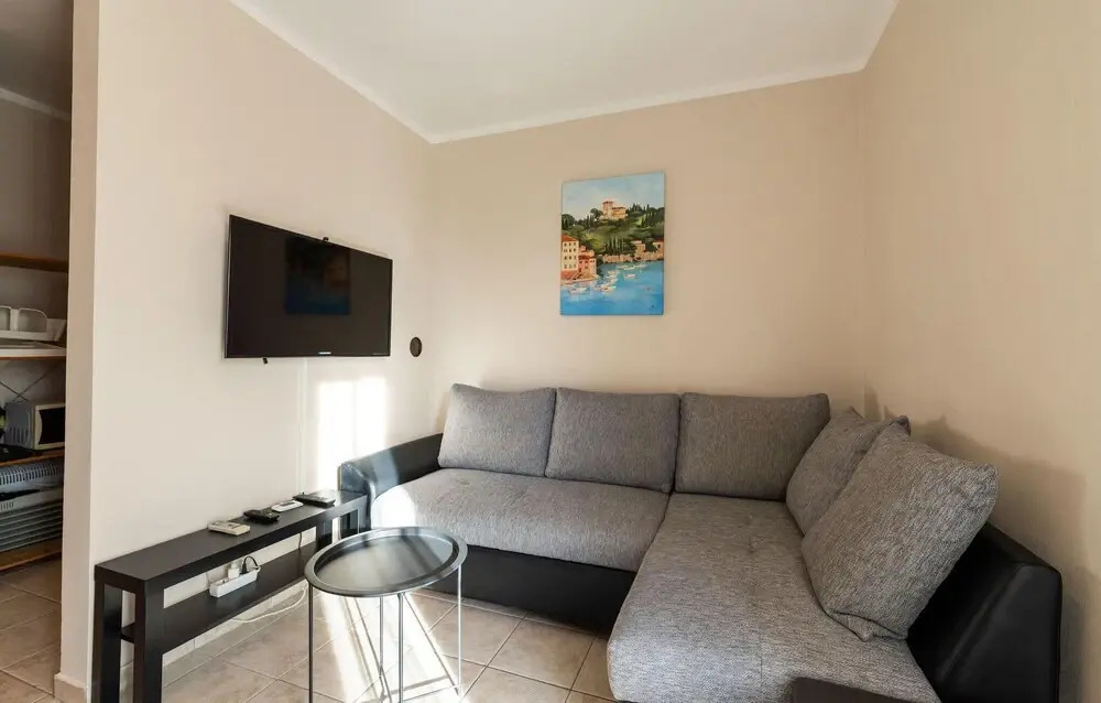 Amazing Apartment in Starigrad With 1 Bedrooms and Wifi