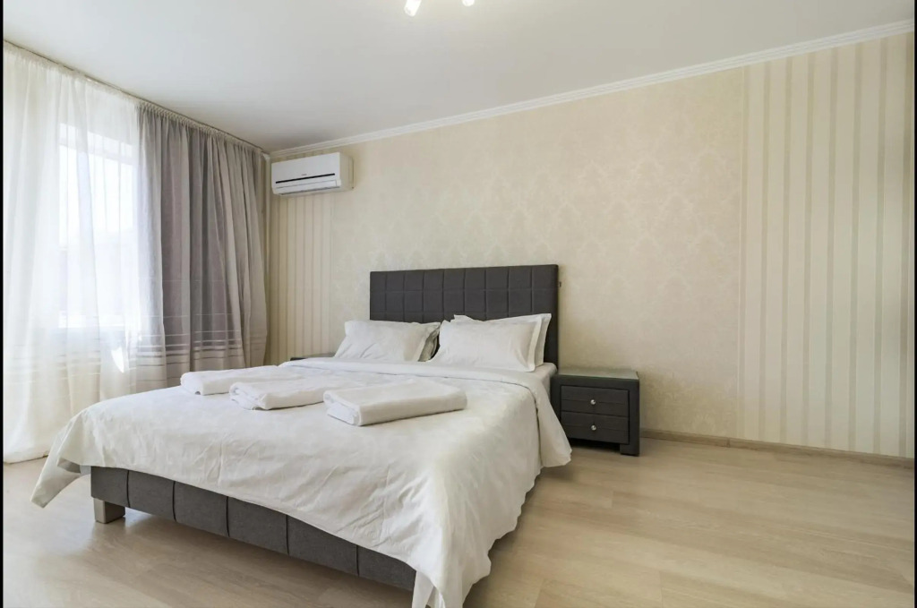 Luxury 2-bedroom Most City Area, center