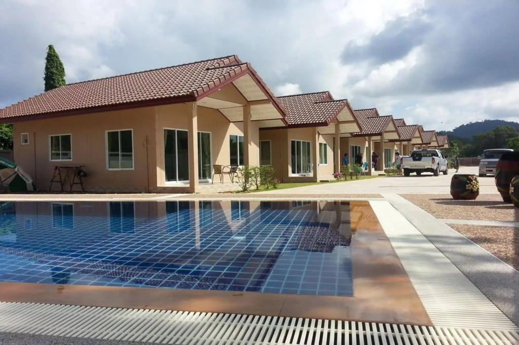 Krabi Good Luck Resort