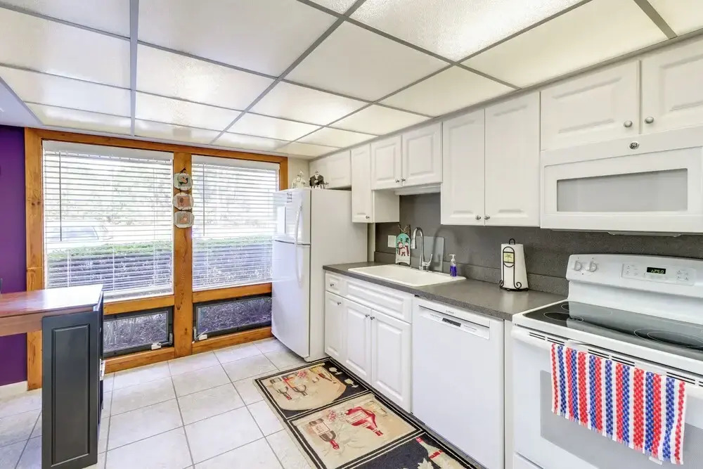 2 Mi to Rainbow Springs: Dunnellon Townhome
