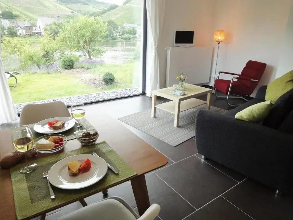 Ferienwohnung Moselufer Zell