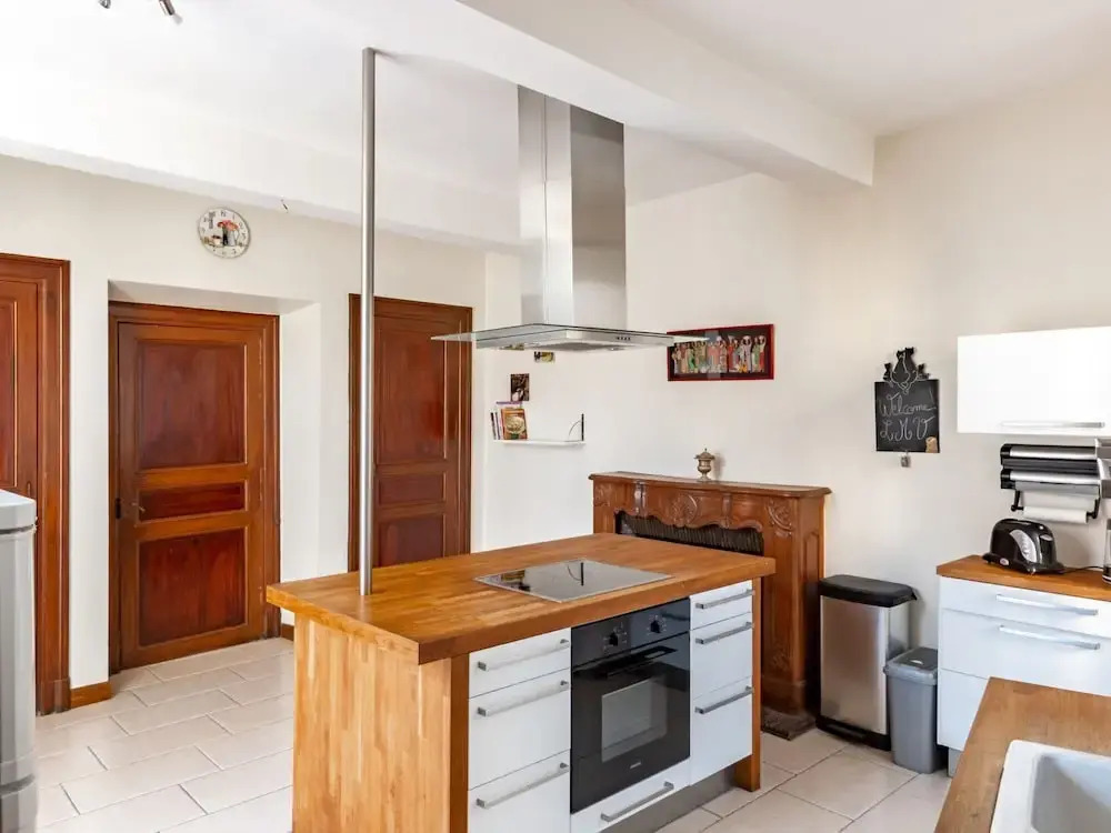Elegant Holiday Home in Olonzac With Private Swimming Pool