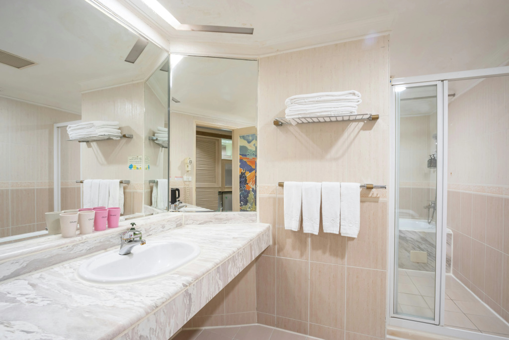 Ohotel
