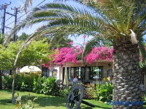 Tara Beach Hotel
